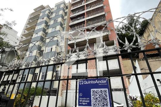 Fachada de apartamento à venda com 2 quartos, 70m² em Vila Isabel, Rio de Janeiro