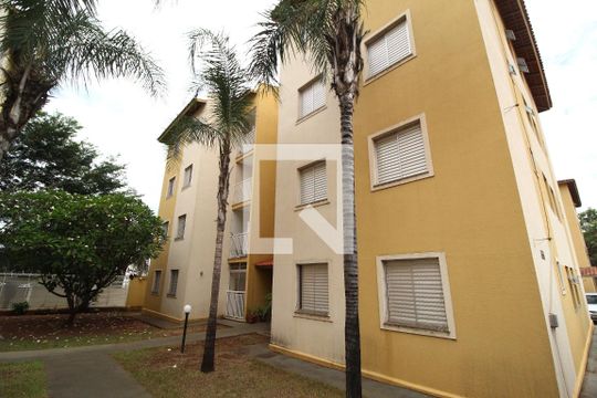 Área comum de apartamento para alugar com 2 quartos, 49m² em Jaraguá, Uberlândia