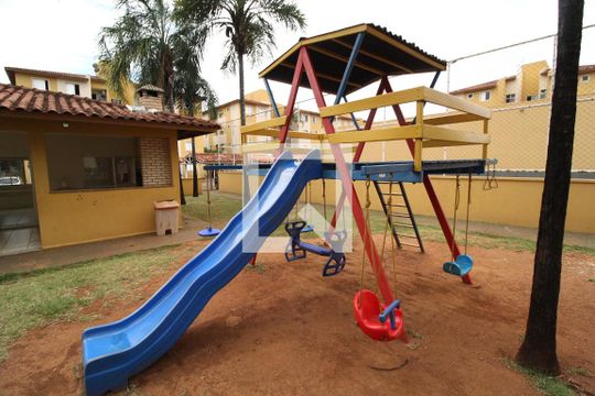 Área comum - Playground de apartamento para alugar com 2 quartos, 49m² em Jaraguá, Uberlândia