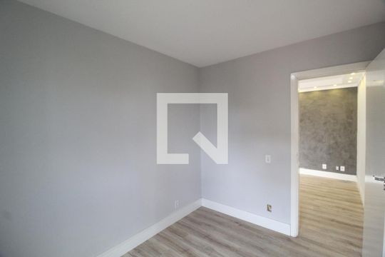 Quarto 1 de apartamento para alugar com 2 quartos, 49m² em Jaraguá, Uberlândia