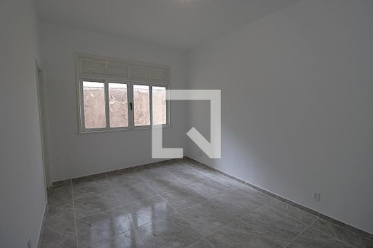 Sala de apartamento à venda com 2 quartos, 60m² em Méier, Rio de Janeiro