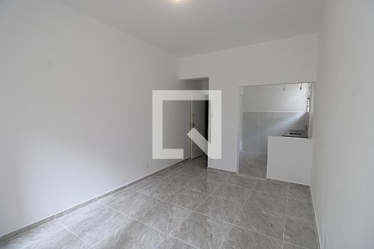 Sala de apartamento à venda com 2 quartos, 60m² em Méier, Rio de Janeiro