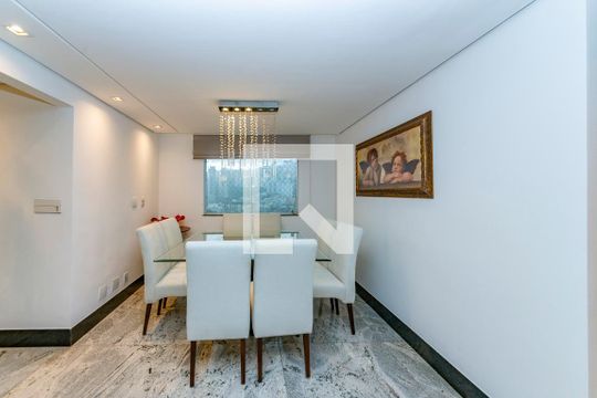 Sala 1 de apartamento à venda com 3 quartos, 325m² em Coracao de Jesus, Belo Horizonte