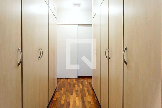 Apartamento à venda com 4 quartos, 220m² em Vila Nova Conceição, São Paulo