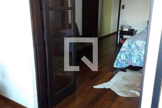 Casa à venda com 3 quartos, 297m² em Saúde, São Paulo