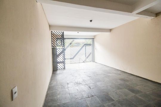 Garagem de casa para alugar com 3 quartos, 180m² em Vila Engenho Novo, Barueri