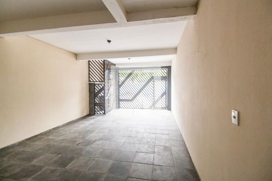 Garagem de casa para alugar com 3 quartos, 180m² em Vila Engenho Novo, Barueri