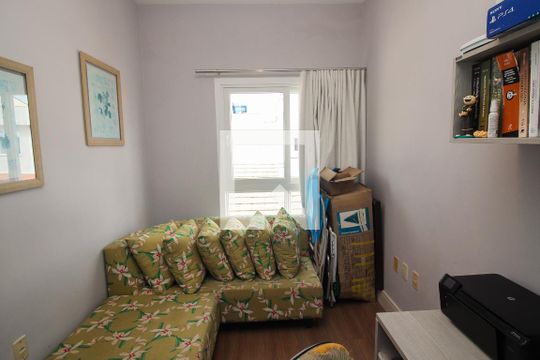 Escritório de casa à venda com 3 quartos, 180m² em Hípica, Porto Alegre