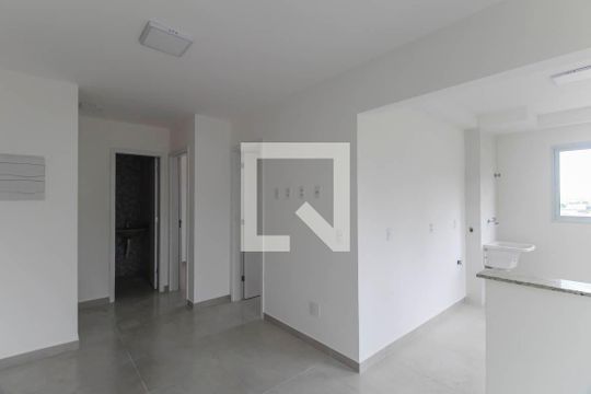 Sala de apartamento para alugar com 2 quartos, 42m² em Vila Zelina, São Paulo
