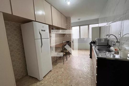 Cozinha de apartamento à venda com 3 quartos, 100m² em Perdizes, São Paulo
