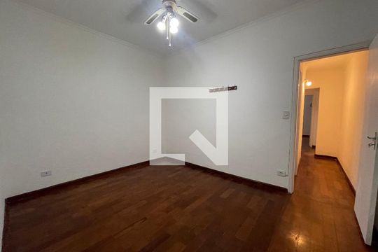 Suíte 1 de casa à venda com 5 quartos, 213m² em Vila Universitaria, São Paulo