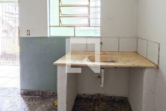 Cozinha de casa para alugar com 1 quarto, 40m² em Jardim Peri, São Paulo