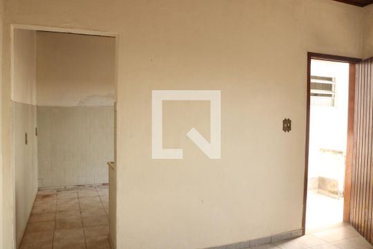 Casa 1 - Sala de casa à venda com 4 quartos, 492m² em Vila Ipojuca, São Paulo