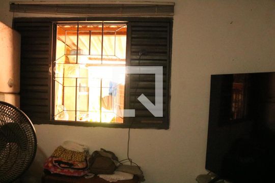 Casa 3 - Quarto 2 de casa à venda com 4 quartos, 492m² em Vila Ipojuca, São Paulo