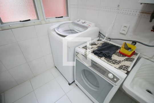 área de serviço de apartamento para alugar com 3 quartos, 100m² em Jardim Ampliacao, São Paulo