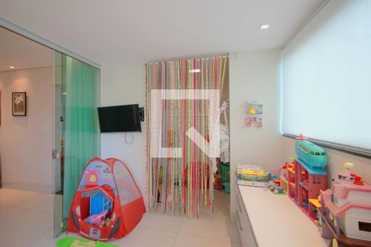 Varanda coberta de apartamento à venda com 5 quartos, 375m² em Buritis, Belo Horizonte
