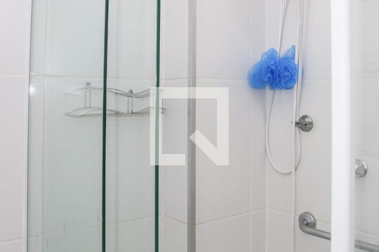 Banheiro de apartamento à venda com 2 quartos, 62m² em Sumarezinho, São Paulo