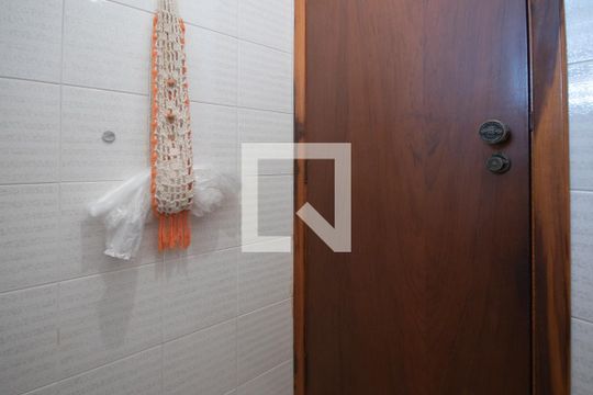 Lavabo de casa à venda com 4 quartos, 185m² em Vila Gustavo, São Paulo