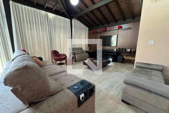 Casa à venda com 4 quartos, 1000m² em Garças, Belo Horizonte