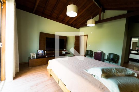 Suíte 1 de casa à venda com 4 quartos, 1000m² em Garças, Belo Horizonte