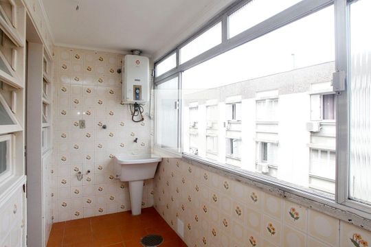Área de Serviço de apartamento para alugar com 2 quartos, 87m² em Santana, Porto Alegre