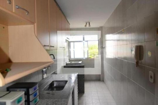 Cozinha e Área de Serviço de apartamento para alugar com 2 quartos, 63m² em Campinho, Rio de Janeiro