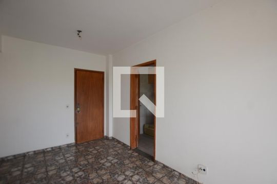 Sala de apartamento para alugar com 2 quartos, 63m² em Campinho, Rio de Janeiro