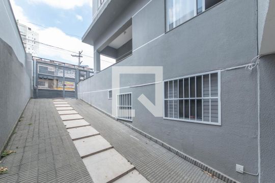 Garagem de casa à venda com 1 quarto, 20m² em Vila da Saúde, São Paulo