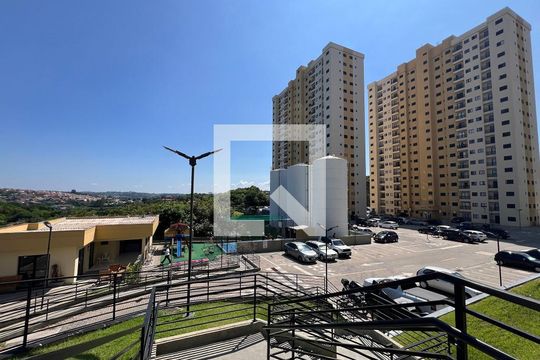 Fachada do bloco de apartamento para alugar com 2 quartos, 50m² em Vila Sonia, Valinhos