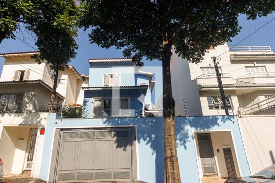 Fachada  de casa à venda com 3 quartos, 267m² em Cidade Mãe do Céu, São Paulo