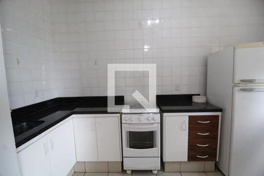 Cozinha de apartamento para alugar com 1 quarto, 51m² em Centro, Uberlândia