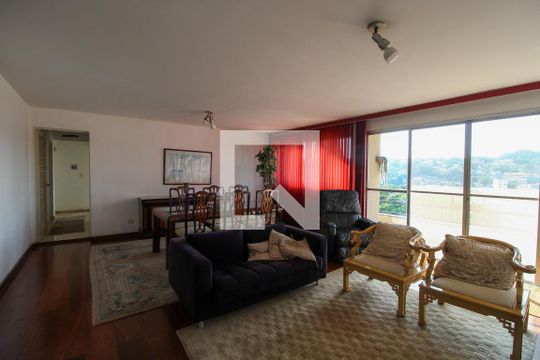 Sala de apartamento à venda com 3 quartos, 115m² em Caxingui, São Paulo