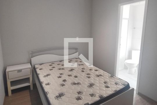 Suíte 1 de apartamento para alugar com 3 quartos, 86m² em Santa Paula, São Caetano do Sul