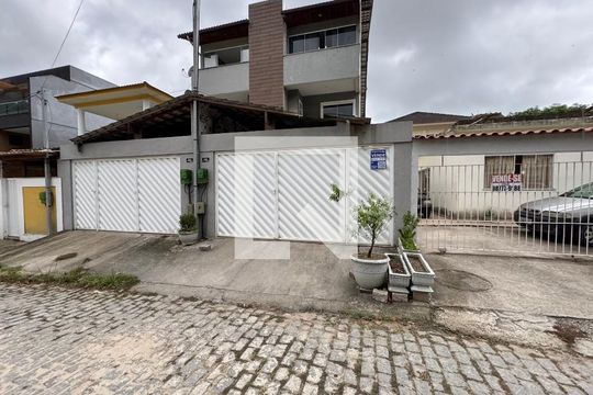 Fachada de casa de condomínio à venda com 3 quartos, 172m² em Vargem Grande, Rio de Janeiro