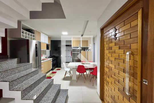 Sala de casa de condomínio à venda com 3 quartos, 172m² em Vargem Grande, Rio de Janeiro