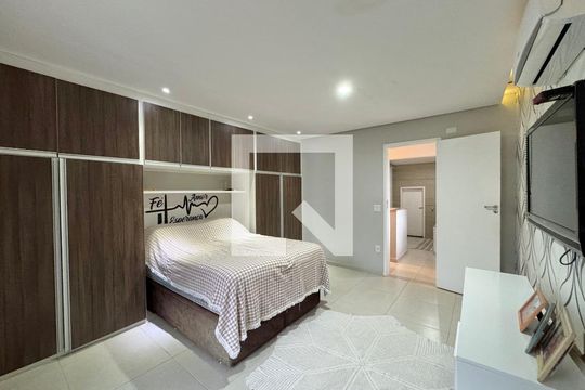 Suíte 1 de casa de condomínio à venda com 3 quartos, 172m² em Vargem Grande, Rio de Janeiro