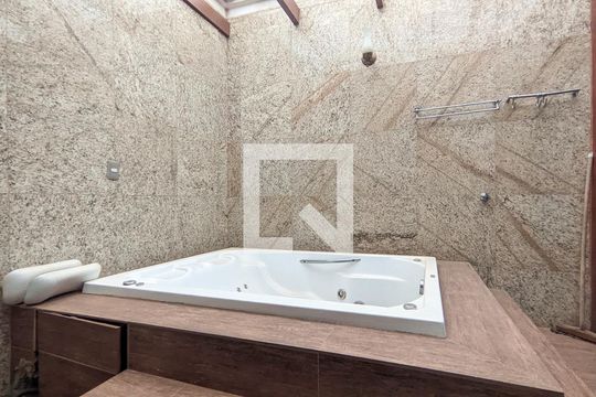 Área Privativa - Banheira de apartamento à venda com 3 quartos, 187m² em Santa Efigênia, Belo Horizonte