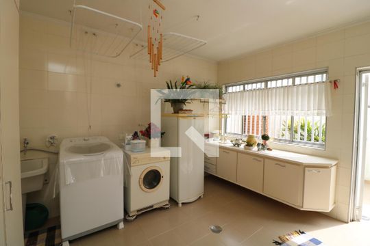 Área de Serviço de casa à venda com 3 quartos, 296m² em Chácara Mafalda, São Paulo