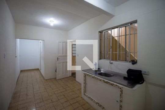 Cozinha de casa à venda com 3 quartos, 145m² em Jardim Casa Pintada, São Paulo