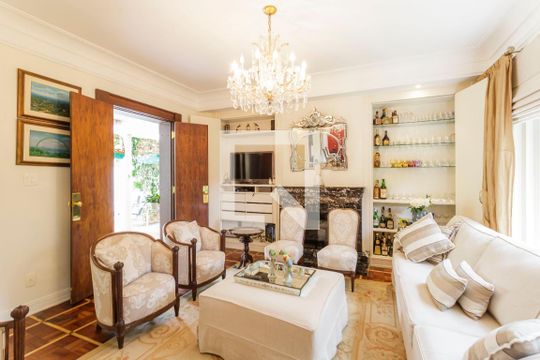 Sala de casa à venda com 4 quartos, 660m² em Vila Clementino, São Paulo