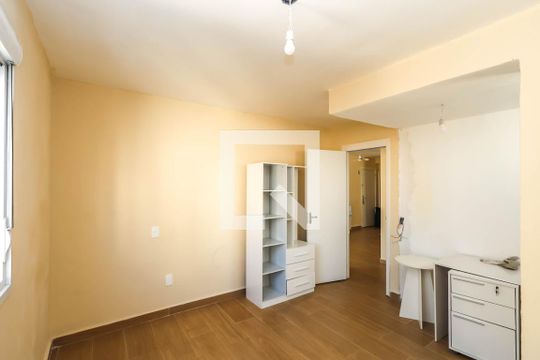 Quarto 1 de apartamento para alugar com 2 quartos, 55m² em Liberdade, São Paulo