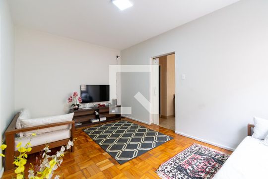 Casa para alugar com 2 quartos, 70m² em Jardim Oriental, São Paulo