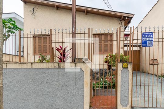 Fachada/Placa de casa para alugar com 2 quartos, 70m² em Jardim Oriental, São Paulo