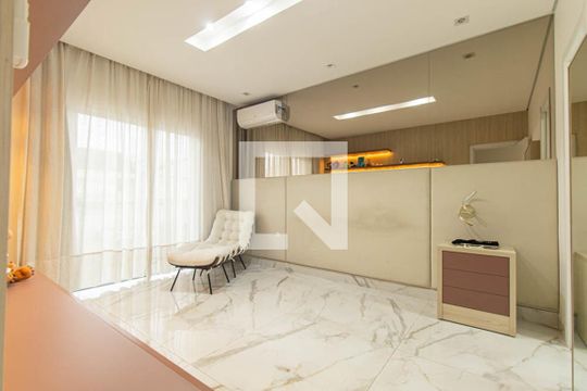 Quarto 1 Suite de casa de condomínio à venda com 3 quartos, 180m² em Pinheirinho, Curitiba