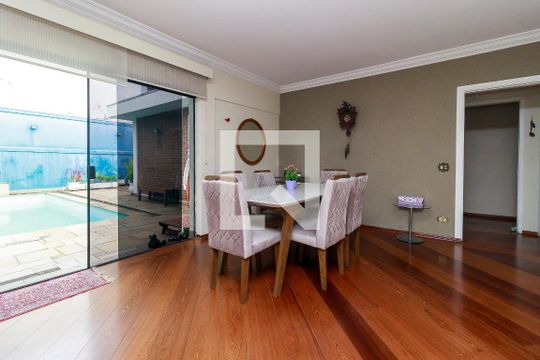 Sala de casa à venda com 3 quartos, 264m² em Jardim Monte Azul, São Paulo