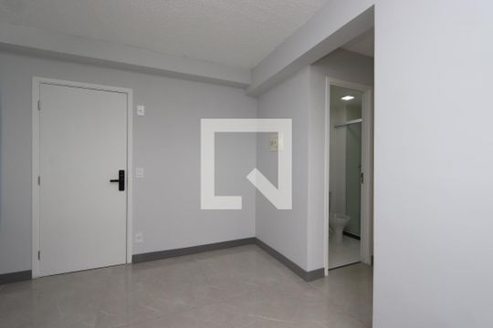 Sala de apartamento à venda com 2 quartos, 34m² em Vila Tolstoi, São Paulo