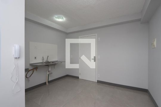 Sala de apartamento à venda com 2 quartos, 34m² em Vila Tolstoi, São Paulo