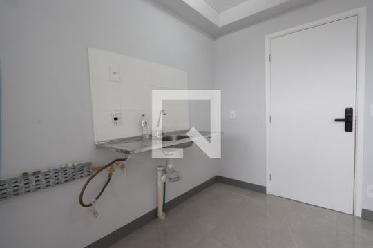 Cozinha de apartamento à venda com 2 quartos, 34m² em Vila Tolstoi, São Paulo