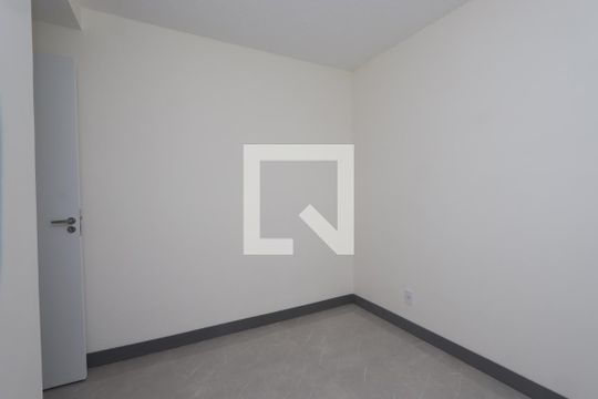 Quarto 1 de apartamento à venda com 2 quartos, 34m² em Vila Tolstoi, São Paulo