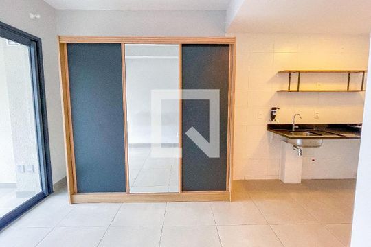 Studio de kitnet/studio para alugar com 1 quarto, 25m² em Cerqueira César, São Paulo